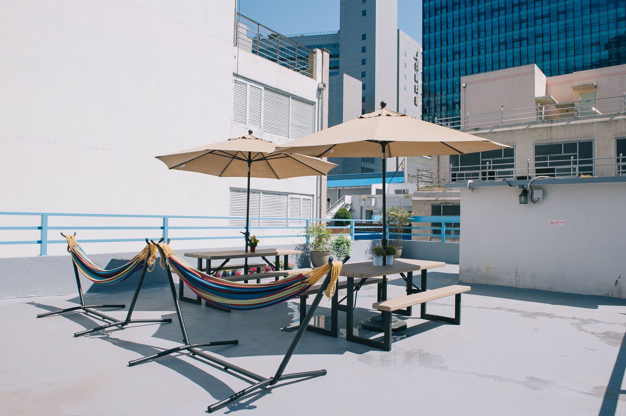 We Guesthouse ปูซาน ภายนอก รูปภาพ
