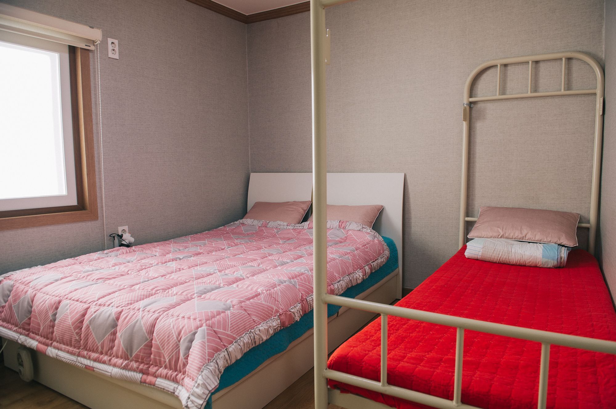 We Guesthouse ปูซาน ภายนอก รูปภาพ